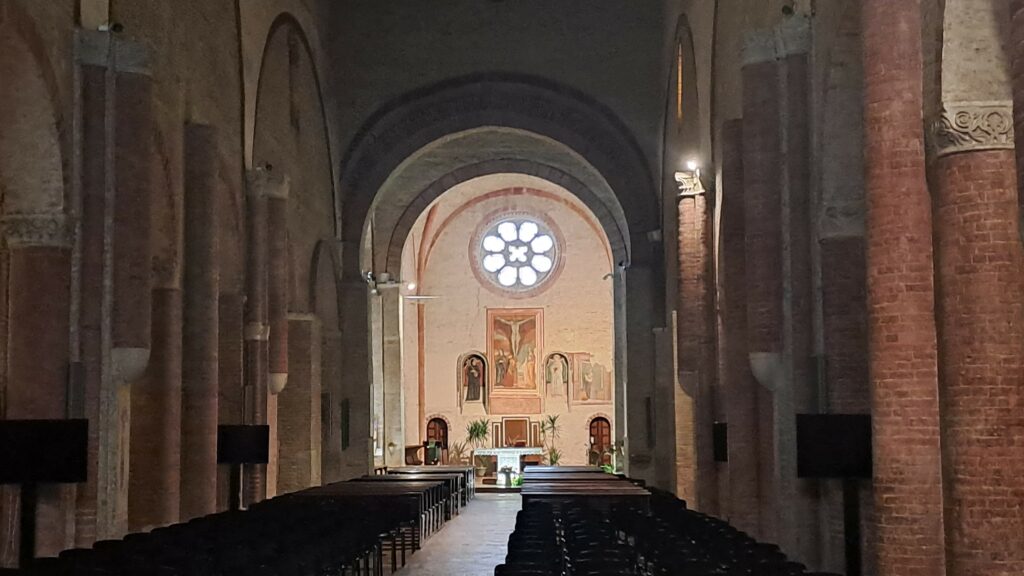 INTERNO ABBADIA FIASTRA
