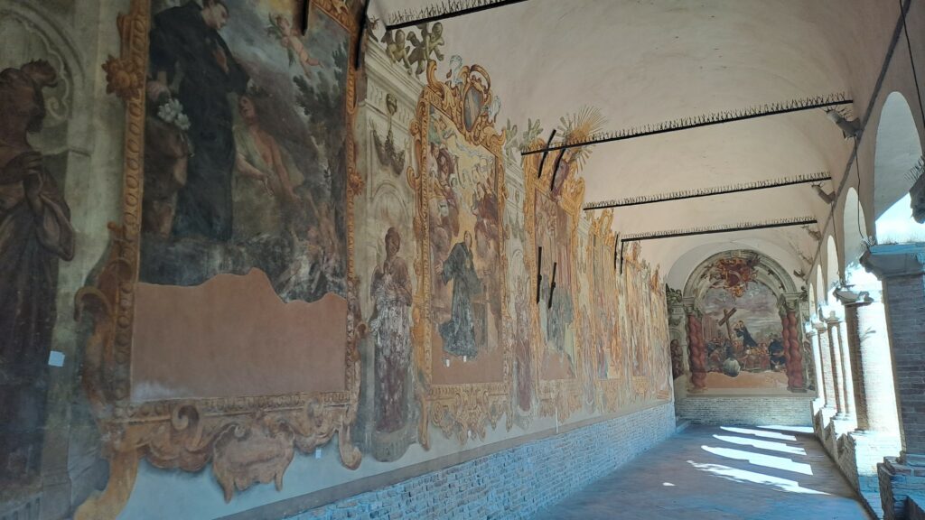 CHIOSTRO S. NICOLA TOLENTINO
